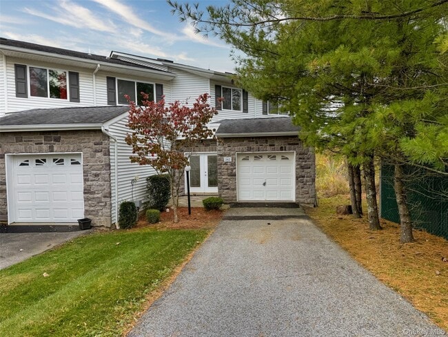 Building Photo - 262 Tamerisk Ln