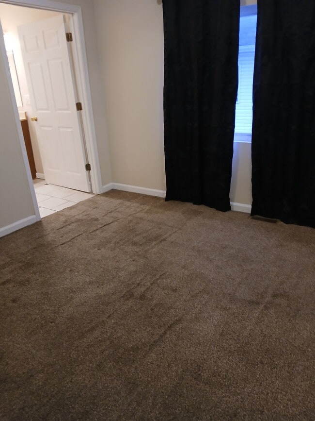 Photo - 709 S Poplar St