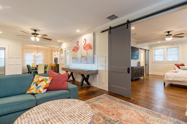 Photo - 2118 Higbee Ave