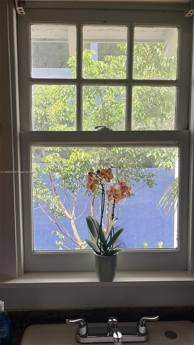 Photo - 315 Eucalyptus St Unidad 5