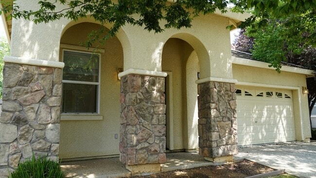 Photo - Spacious 3 bedroom 2 bath home in Rancho Cordova!!