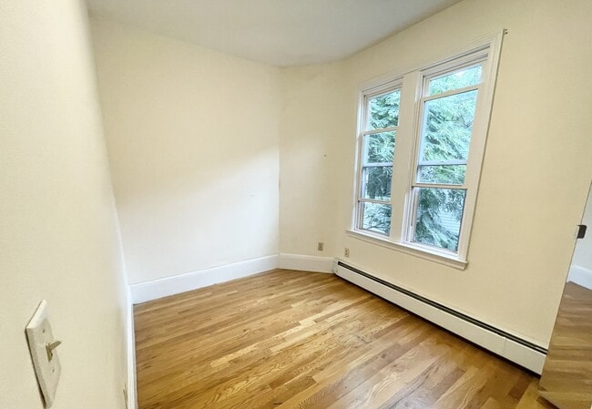 Photo - 16 Greenwich St