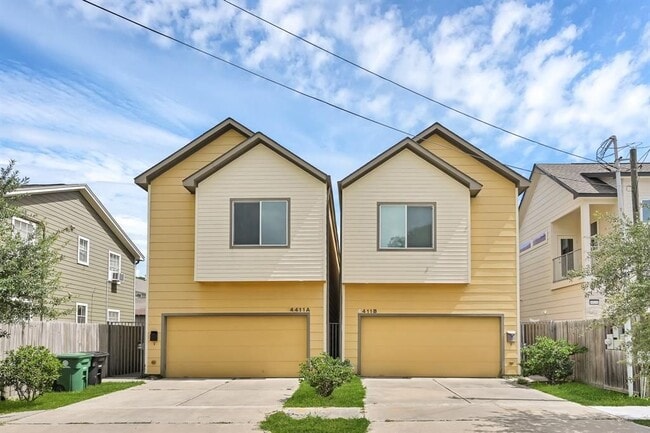 Building Photo - 4411 Hershe St Rental
