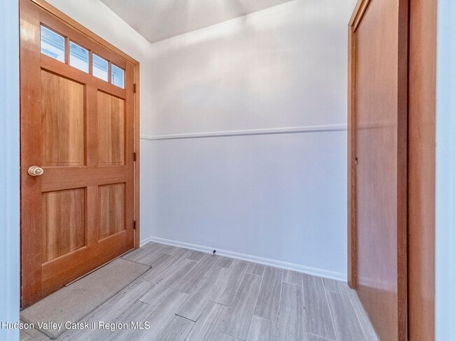 Photo - 30 Redwood Rd