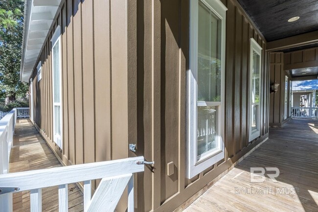 Photo - 33151 Shinnecock Ln