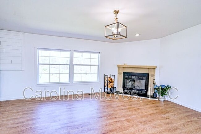 Photo - 78 Old McElhaney Rd