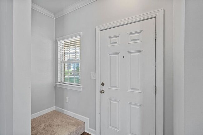 Photo - HALF OFF FIRST MONTH'S RENT! Gorgeous 3BD/2.5BA Townhome in Ballantyne's Riviera Community!
