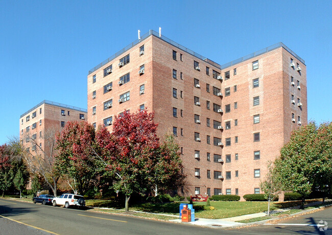 Photo - Berkley Arms Condominium