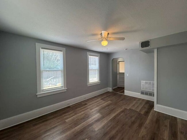 Photo - 3130 W 33rd St Unit 4