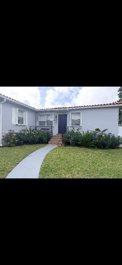 Building Photo - 8370 SW 27th Ln