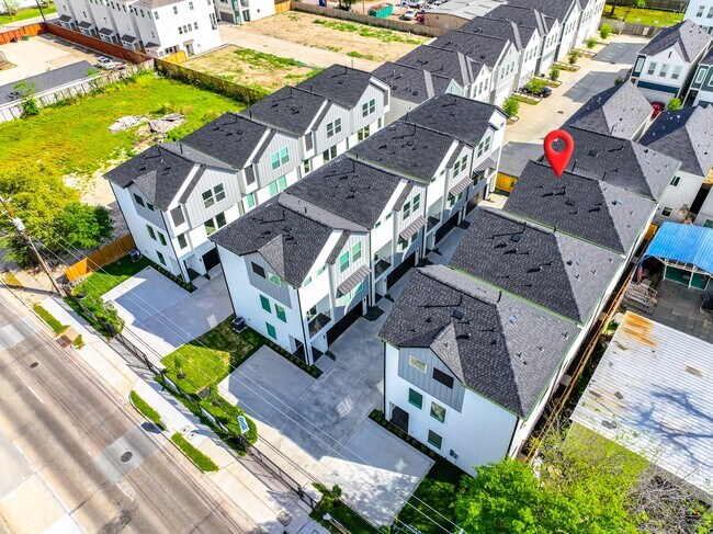 Photo - 7735 Hammerly Blvd