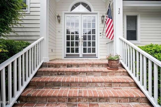 Photo - 32 Sparrow Nest Point