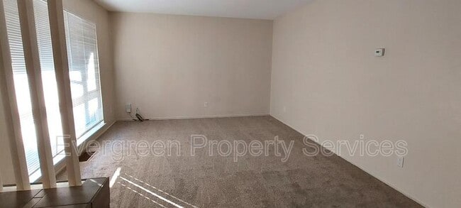 9005 Fashion Dr