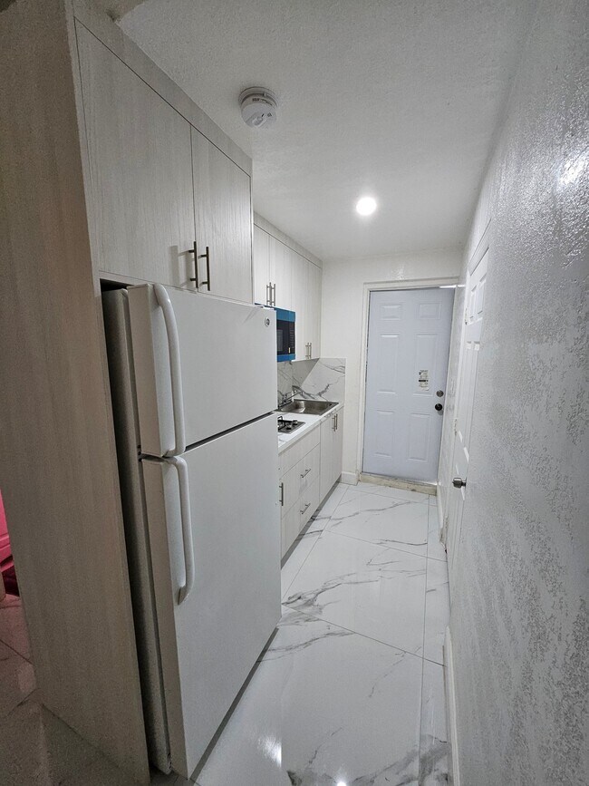 431 N East Ave Unit 431