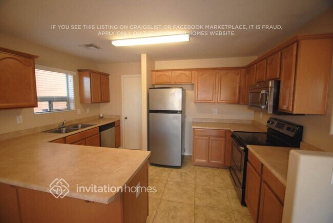 Photo - 37611 N Dena Dr