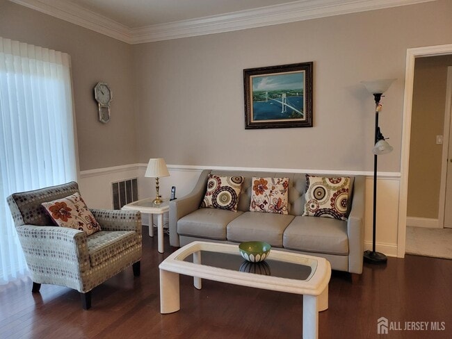 Photo - 100 Middlesex Blvd Condo Unit 341