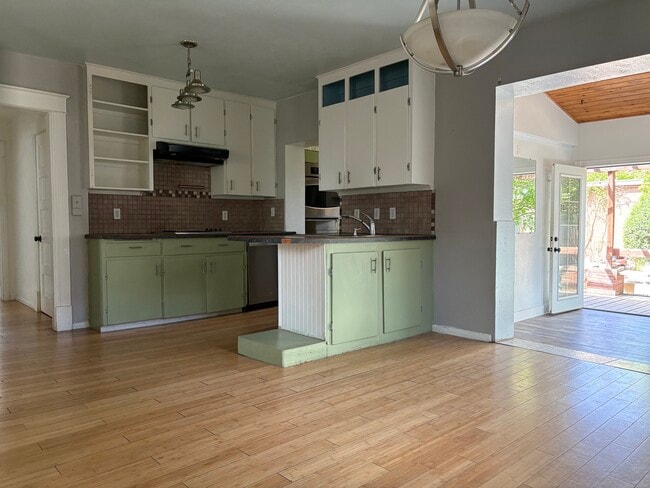 Photo - 4727 West 33rd Avenue