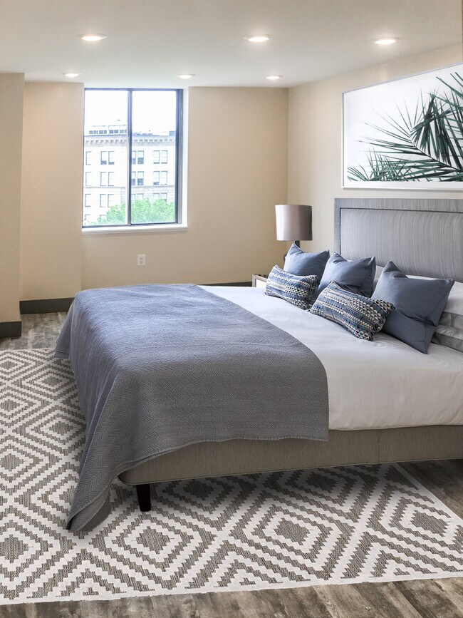 Bushnell On The Park Apartments For Rent in Hartford, CT