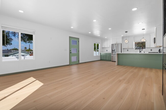 3909 Marine Vw Ave Unit 1