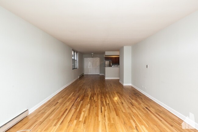 Photo - 1500 N Dearborn Pky Unit #2A