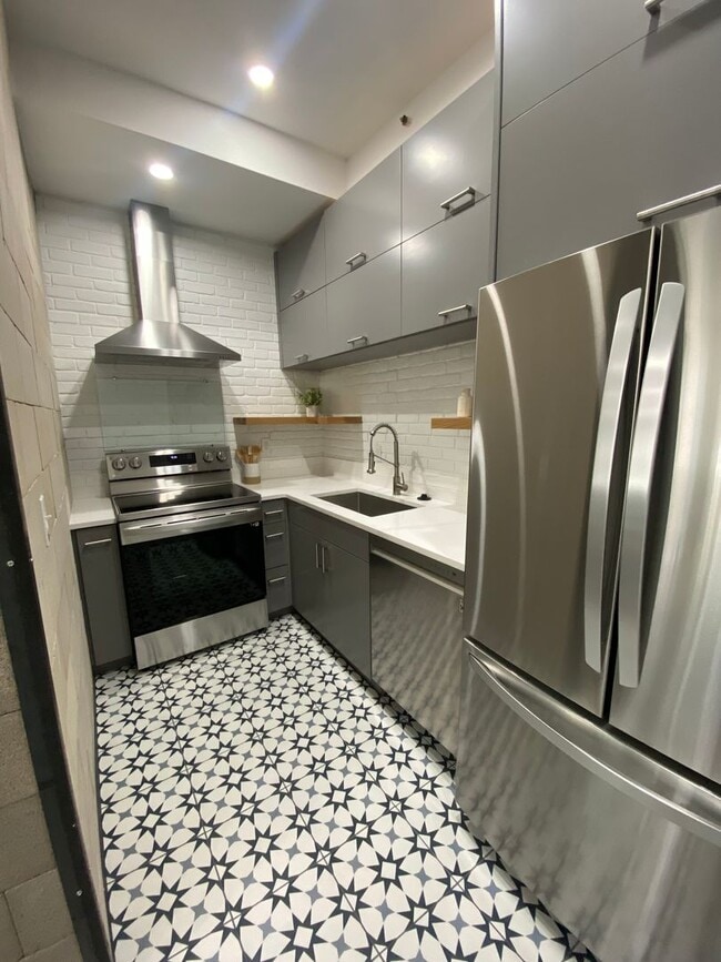 Photo - Location - The Best