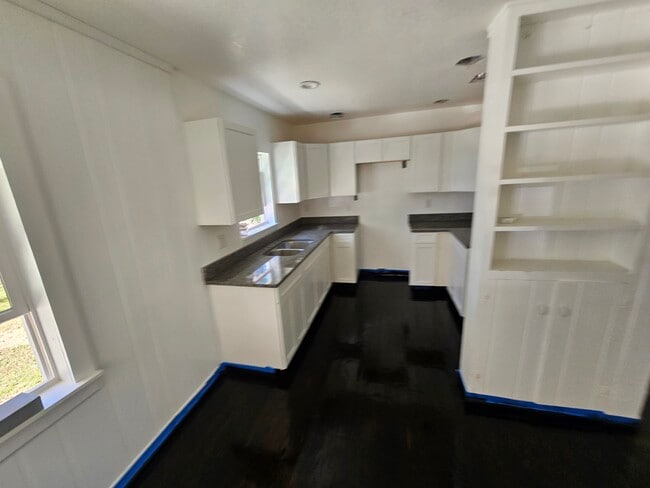 Photo - 322 SE 28th Ave