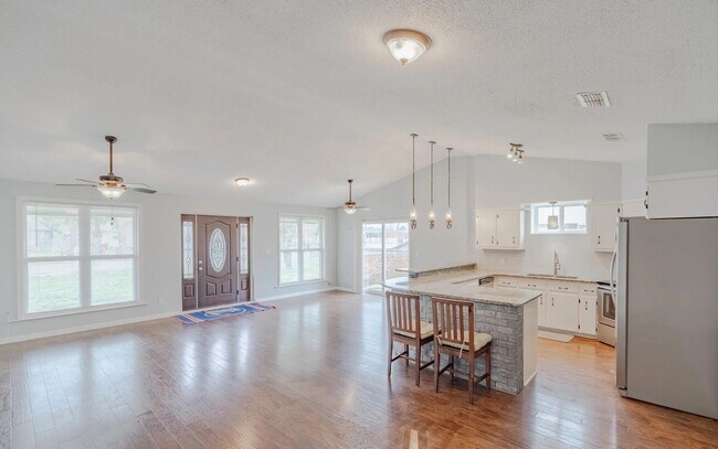 Photo - 403 E Gulf Blvd