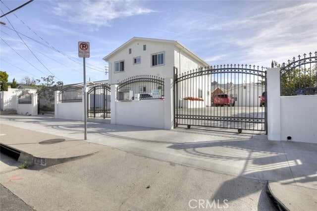 7408 Radford Ave