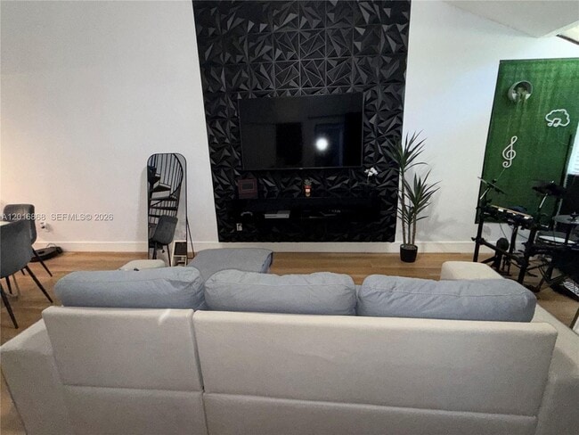 Photo - 1812 Adventure Pl