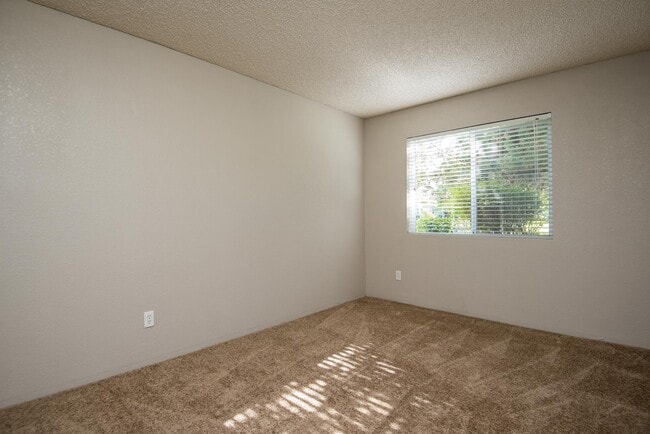 Two Bedroom w/ Den | Bedroom One