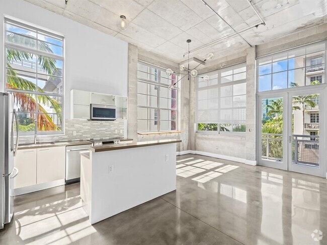 Building Photo - 434 NW 1st Ave Unit 305 Rental