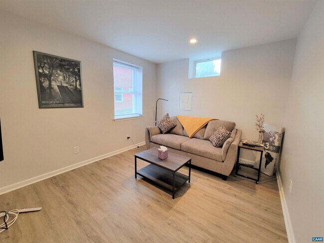 1511 E High St Unit 3