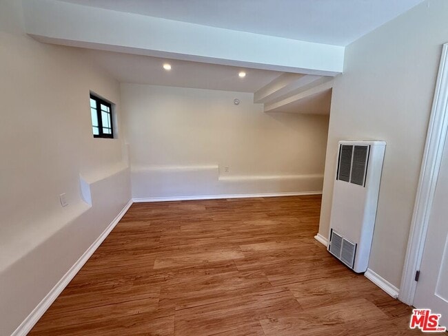 Photo - 1926 Hillcrest Rd