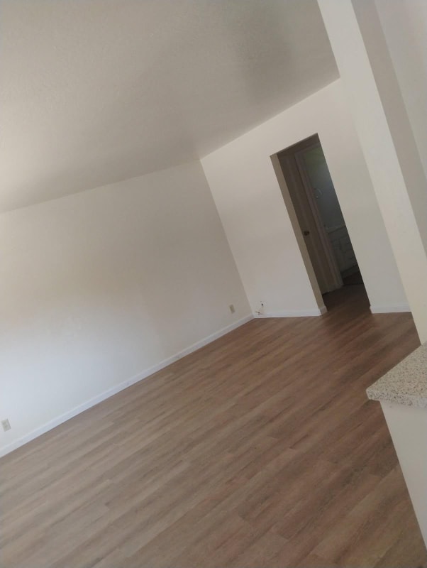 Photo - 370 Butcher Rd Unidad 1