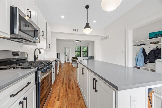 Photo - 721 Limit Ave