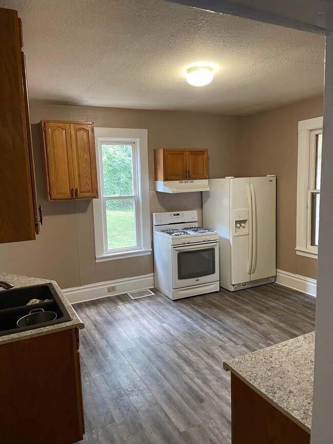 Photo - 1735 Godfrey Ave SW Unit 1