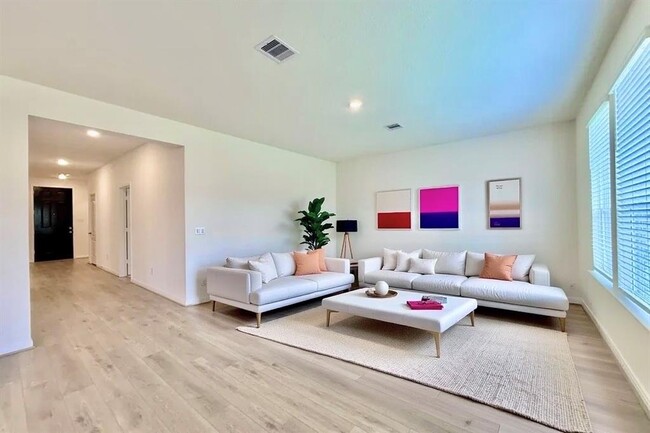 Photo - 18227 Dahlia Dale Dr Casa