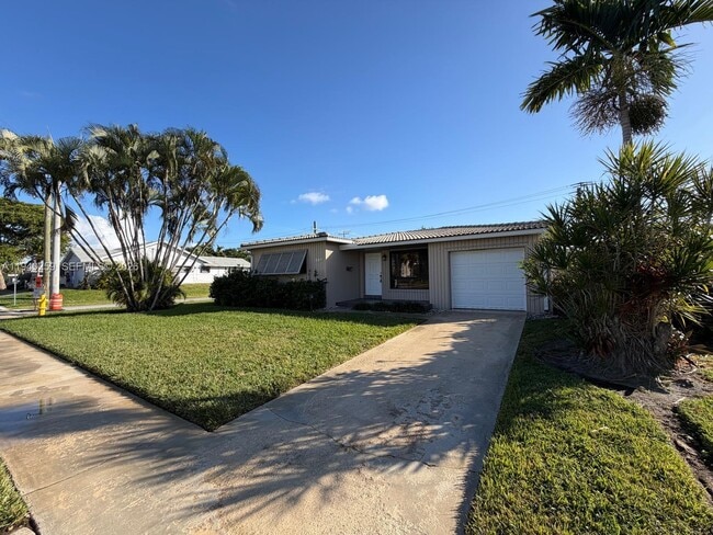 Photo - 238 SE 3rd St