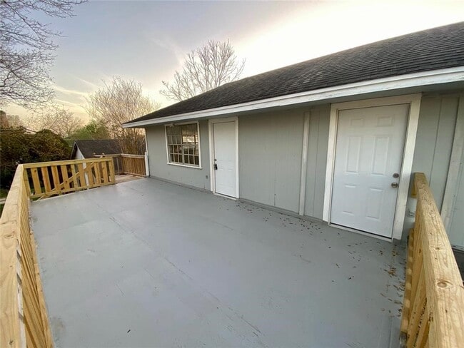 Photo - 1306 Heights St