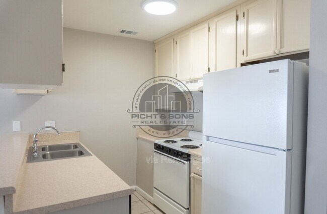 Photo - 414 Hayden Rd