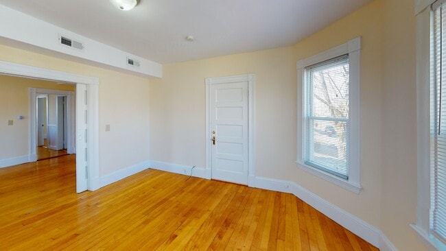 32 Martland Ave Unit 2