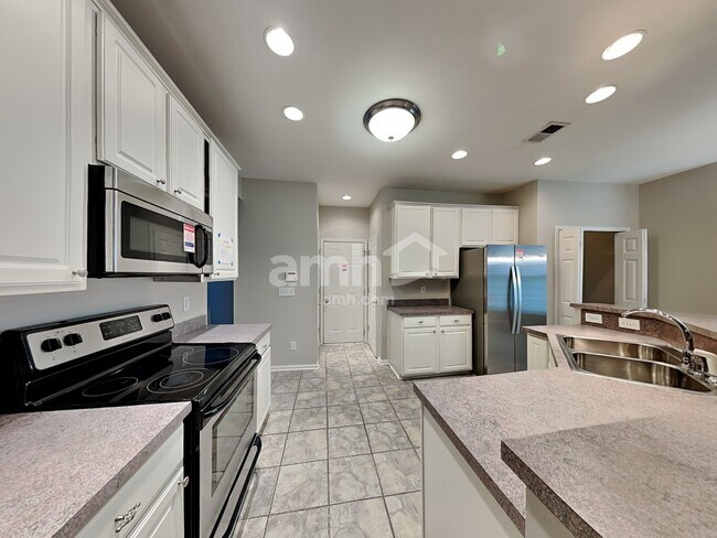 Photo - 3629 Arklow Rd