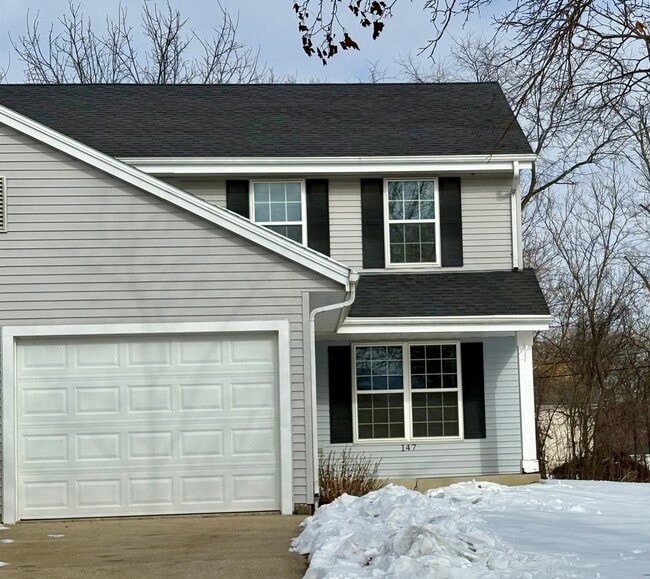 Photo - 147 Laurie St