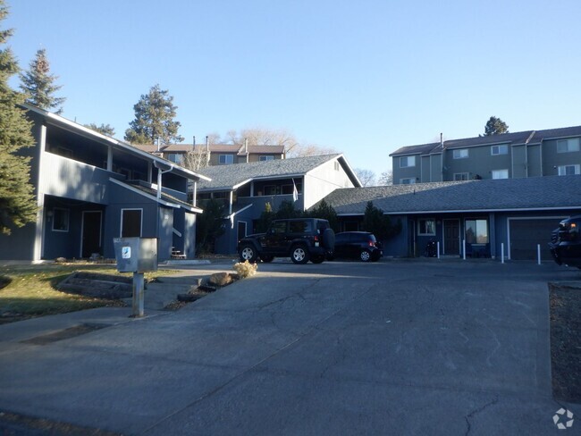 Building Photo - Studio Near the Deschutes River and Old Mi... Unit 82-7 Rental