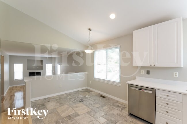 Photo - 13105 Birch Way