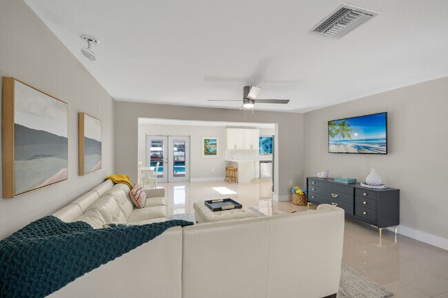Photo - Naples Park Pool home - walking distance t...