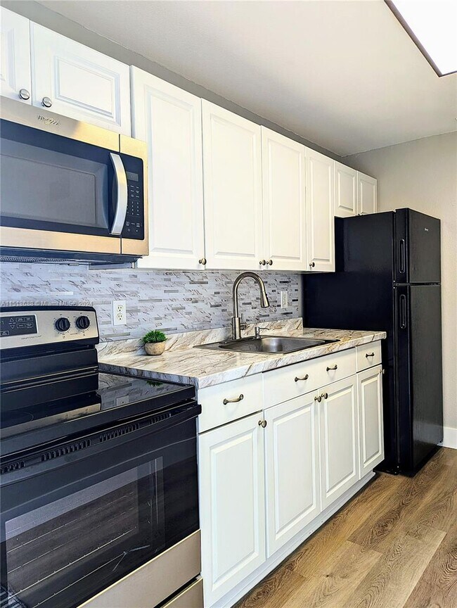 Photo - 5601 NW 15th St Apartment Unit 2