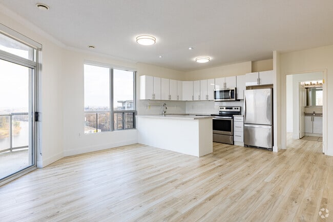 Interior Photo - 100 Eagle Street (Rivers Edge II)