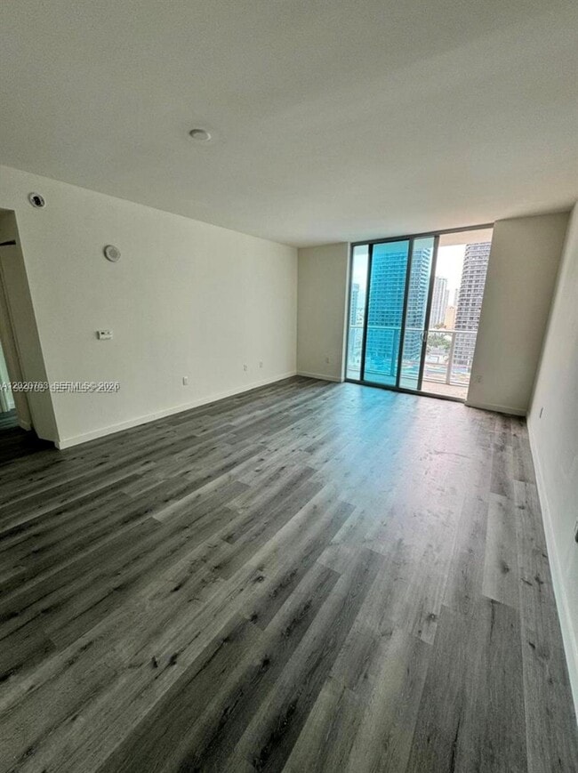 Photo - 1100 S Miami Ave Unidad 2409