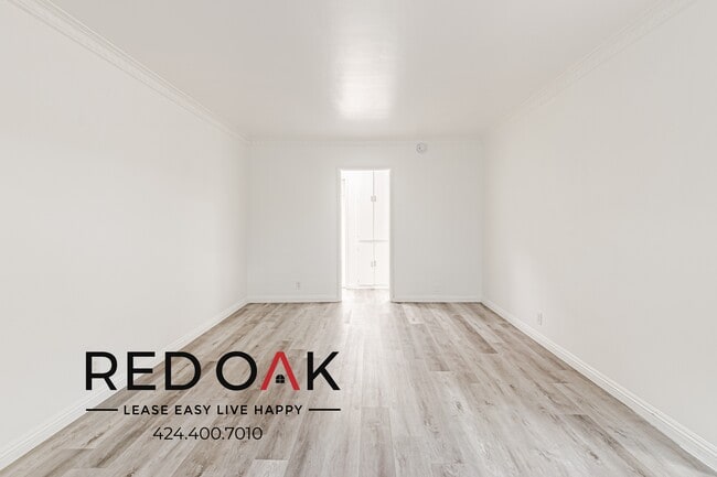 Photo - 5832 Carlton Way Unit 2
